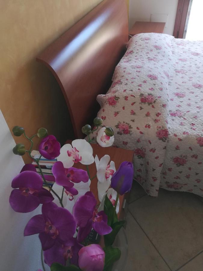 La Casa Di Eledo Villa La Maddalena  Eksteriør billede
